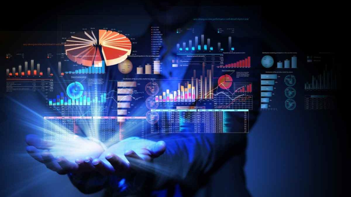 Data-Driven Invoicing: Streamline Reporting for Tax Season Accuracy